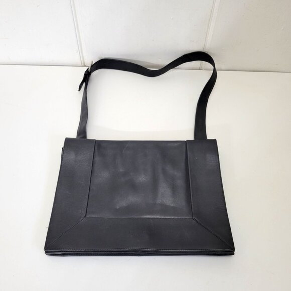 Kenneth Cole New York Black Leather Bag - Picture 8 of 8